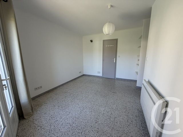 Appartement Duplex &agrave; louer - 2 pi&egrave;ces - 37,71 m2 - La Gaude - 06 - PROVENCE-ALPES-COTE-D-AZUR