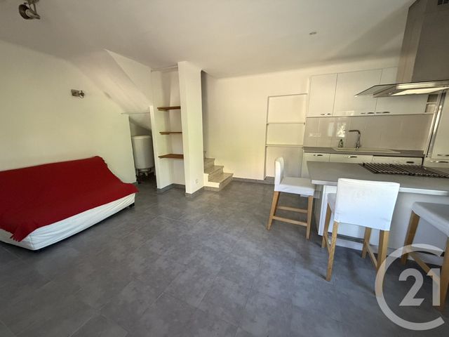 Appartement Duplex &agrave; louer - 2 pi&egrave;ces - 37,71 m2 - La Gaude - 06 - PROVENCE-ALPES-COTE-D-AZUR
