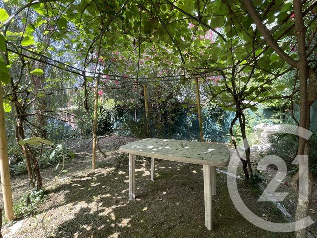 Appartement F1 &agrave; vendre - 1 pi&egrave;ce - 30,05 m2 - St Laurent Du Var - 06 - PROVENCE-ALPES-COTE-D-AZUR