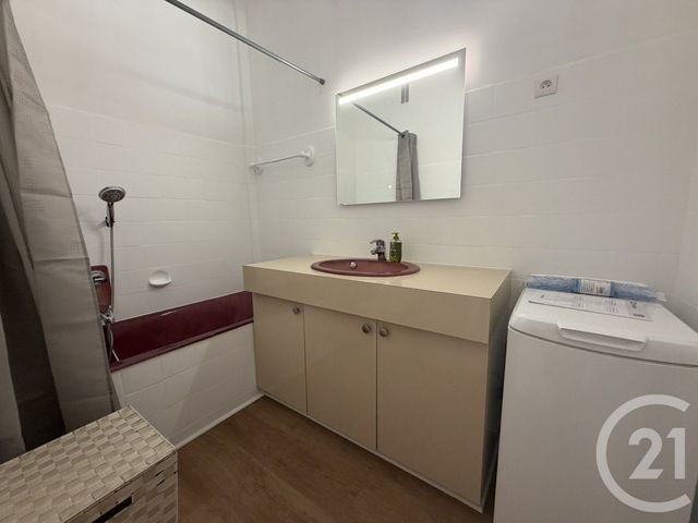 Appartement F2 &agrave; louer - 2 pi&egrave;ces - 53,07 m2 - Nice - 06 - PROVENCE-ALPES-COTE-D-AZUR