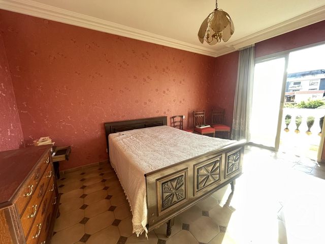Maison &agrave; vendre - 5 pi&egrave;ces - 165 m2 - St Laurent Du Var - 06 - PROVENCE-ALPES-COTE-D-AZUR