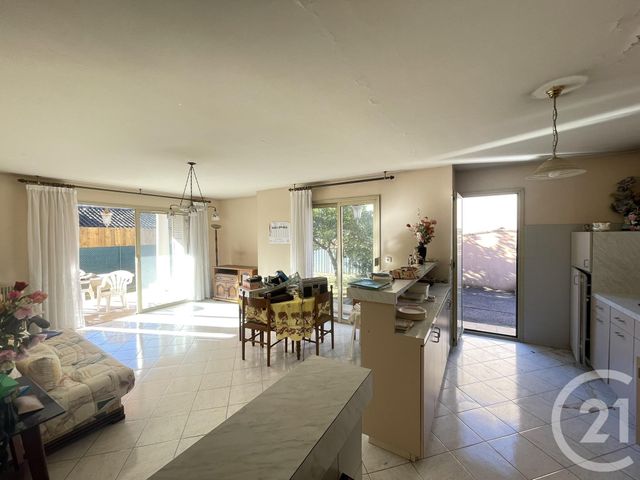 Maison &agrave; vendre - 5 pi&egrave;ces - 165 m2 - St Laurent Du Var - 06 - PROVENCE-ALPES-COTE-D-AZUR