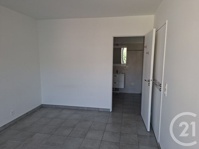 Appartement F2 &agrave; louer - 2 pi&egrave;ces - 38,26 m2 - St Laurent Du Var - 06 - PROVENCE-ALPES-COTE-D-AZUR