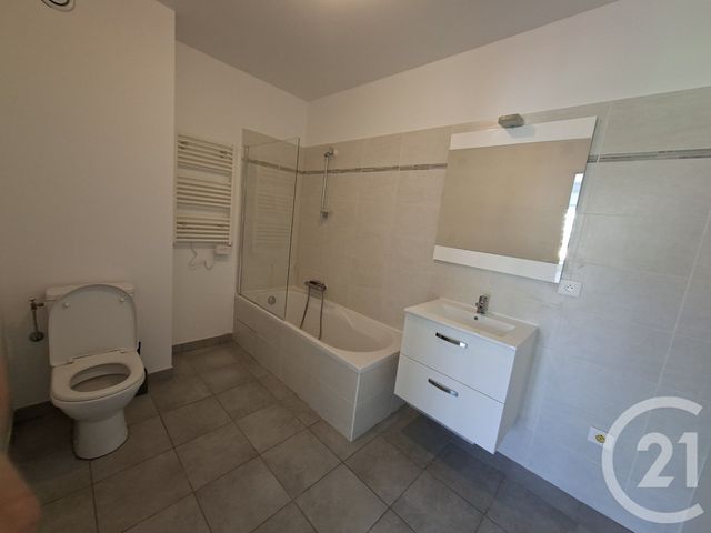 Appartement F2 &agrave; louer - 2 pi&egrave;ces - 38,26 m2 - St Laurent Du Var - 06 - PROVENCE-ALPES-COTE-D-AZUR