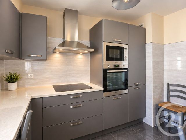 Appartement F3 &agrave; vendre - 3 pi&egrave;ces - 64,62 m2 - Vence - 06 - PROVENCE-ALPES-COTE-D-AZUR