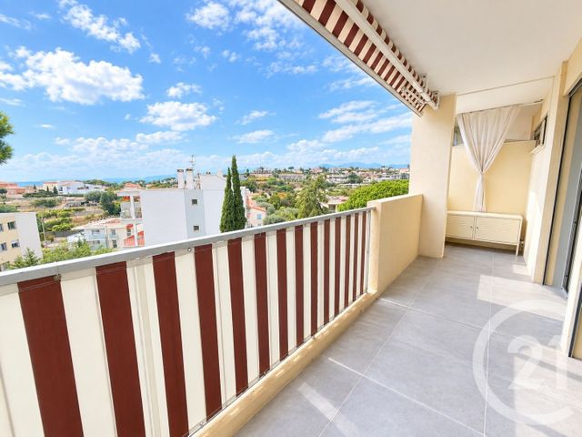 Appartement F2 &agrave; louer - 2 pi&egrave;ces - 57,30 m2 - St Laurent Du Var - 06 - PROVENCE-ALPES-COTE-D-AZUR