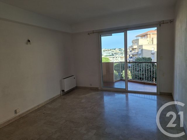 Appartement F2 &agrave; louer - 2 pi&egrave;ces - 54,19 m2 - St Laurent Du Var - 06 - PROVENCE-ALPES-COTE-D-AZUR