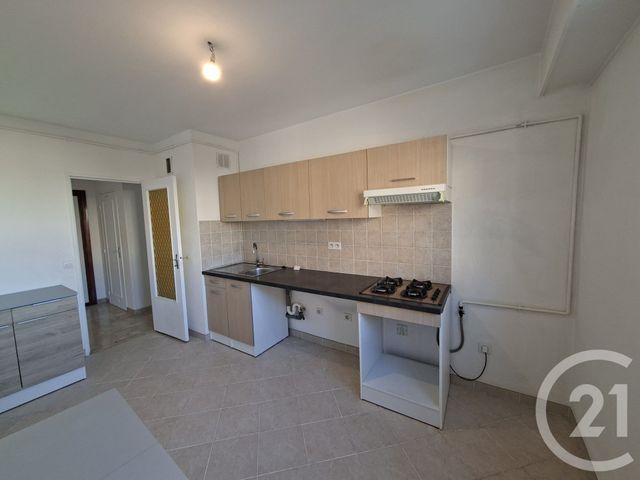 Appartement F2 &agrave; louer - 2 pi&egrave;ces - 54,19 m2 - St Laurent Du Var - 06 - PROVENCE-ALPES-COTE-D-AZUR