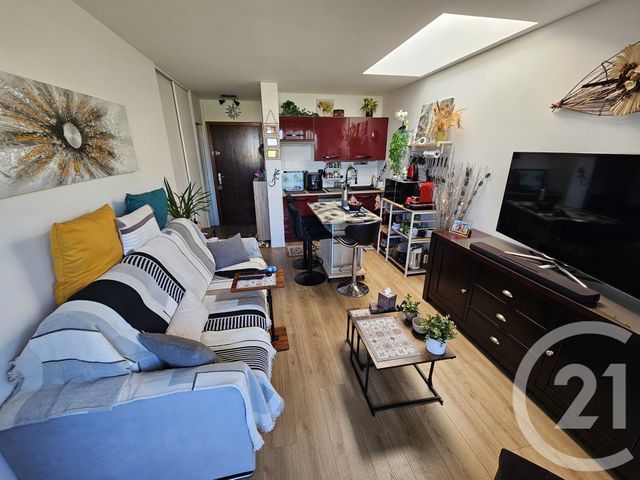 Appartement F2 &agrave; vendre - 2 pi&egrave;ces - 33 m2 - St Laurent Du Var - 06 - PROVENCE-ALPES-COTE-D-AZUR