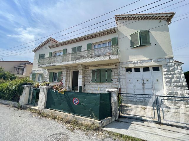 Appartement F5 &agrave; vendre - 5 pi&egrave;ces - 147,30 m2 - St Laurent Du Var - 06 - PROVENCE-ALPES-COTE-D-AZUR