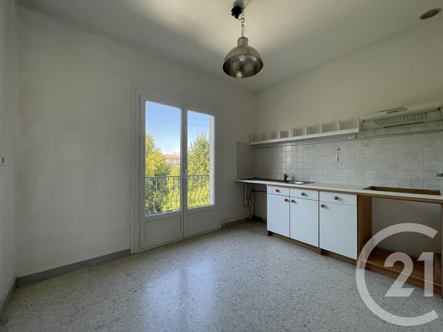 Appartement F5 &agrave; vendre - 5 pi&egrave;ces - 147,30 m2 - St Laurent Du Var - 06 - PROVENCE-ALPES-COTE-D-AZUR