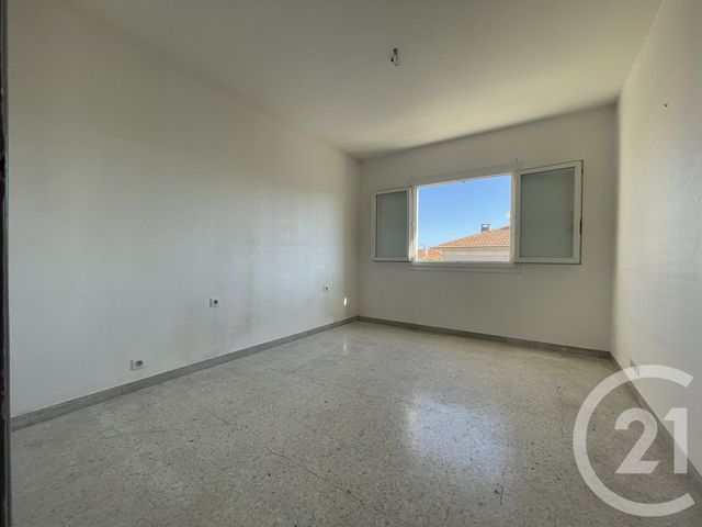 Appartement F5 &agrave; vendre - 5 pi&egrave;ces - 147,30 m2 - St Laurent Du Var - 06 - PROVENCE-ALPES-COTE-D-AZUR
