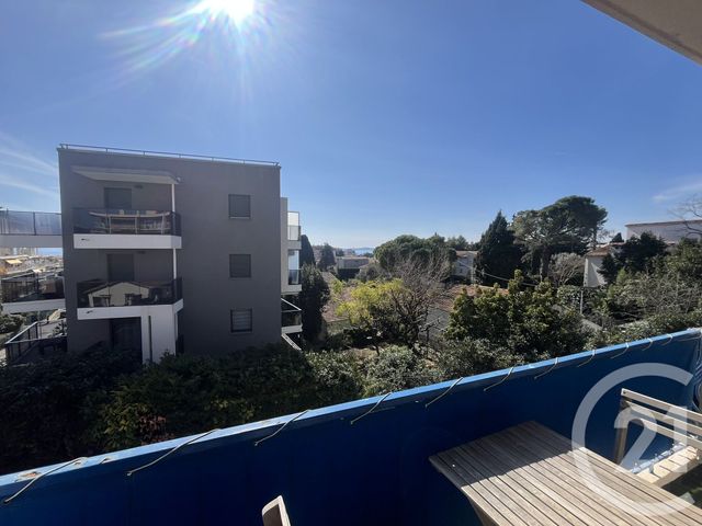 Appartement F1 &agrave; louer - 1 pi&egrave;ce - 27,49 m2 - Cagnes Sur Mer - 06 - PROVENCE-ALPES-COTE-D-AZUR