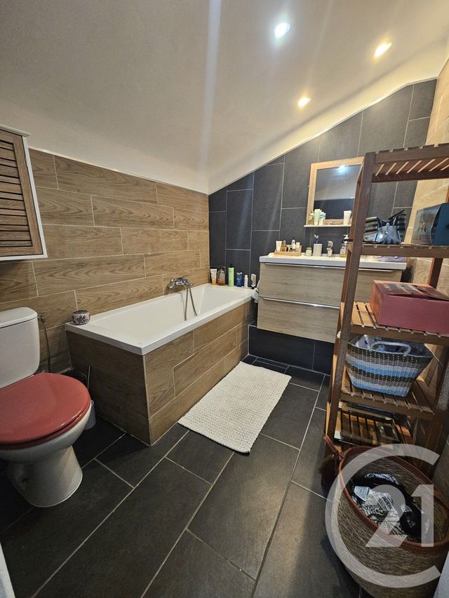 Maison &agrave; vendre - 3 pi&egrave;ces - 43 m2 - St Laurent Du Var - 06 - PROVENCE-ALPES-COTE-D-AZUR