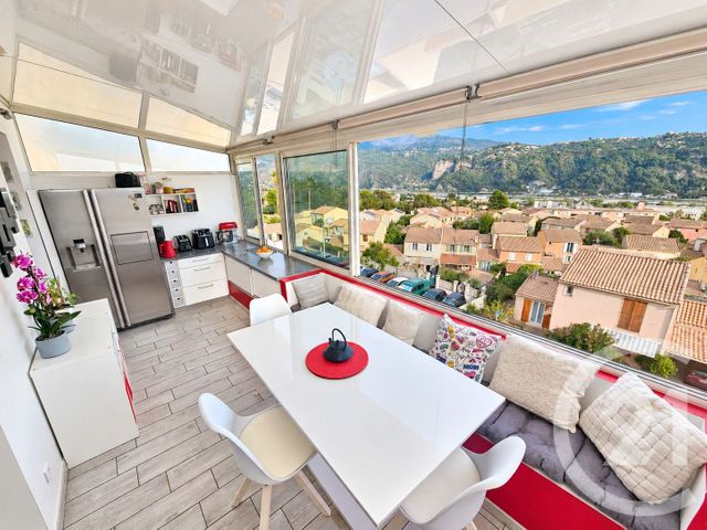 Appartement Duplex &agrave; vendre - 4 pi&egrave;ces - 93,67 m2 - Carros - 06 - PROVENCE-ALPES-COTE-D-AZUR