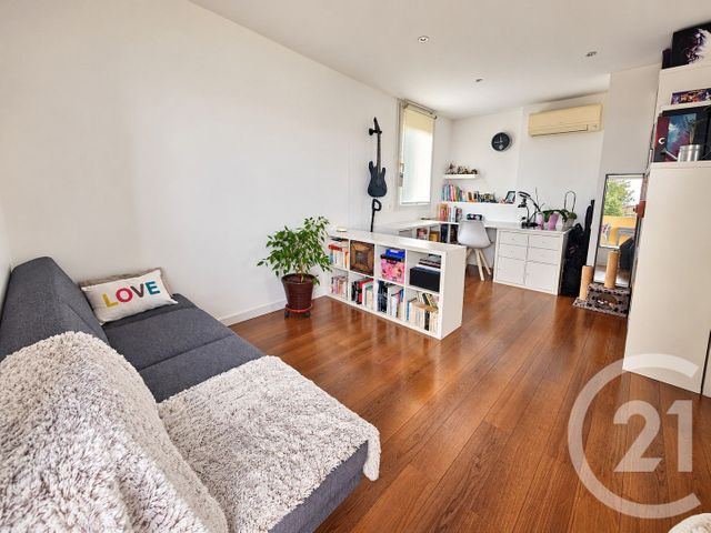 Appartement Duplex &agrave; vendre - 4 pi&egrave;ces - 93,67 m2 - Carros - 06 - PROVENCE-ALPES-COTE-D-AZUR