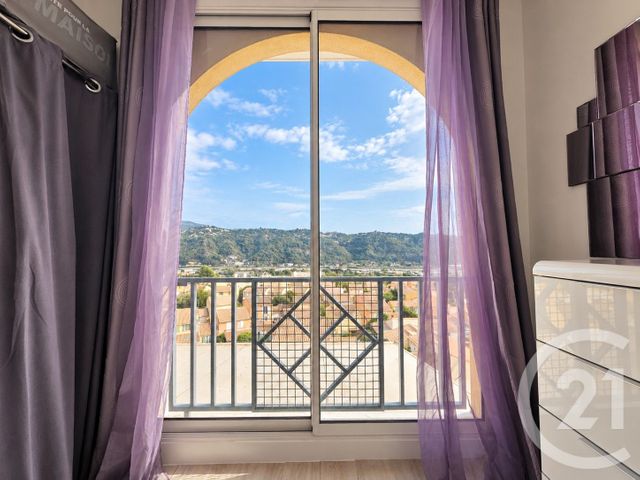 Appartement Duplex &agrave; vendre - 4 pi&egrave;ces - 93,67 m2 - Carros - 06 - PROVENCE-ALPES-COTE-D-AZUR