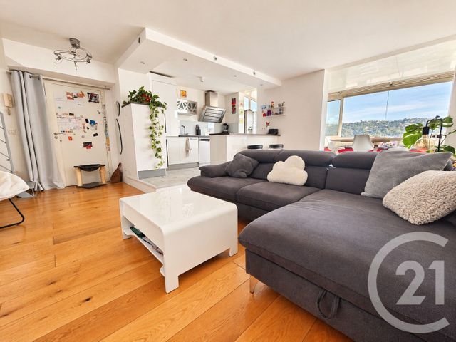 Appartement Duplex &agrave; vendre - 4 pi&egrave;ces - 93,67 m2 - Carros - 06 - PROVENCE-ALPES-COTE-D-AZUR