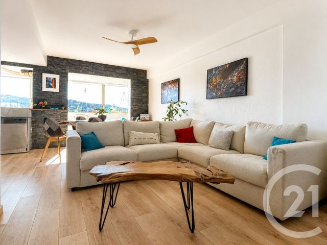 Appartement F4 &agrave; vendre - 4 pi&egrave;ces - 83,49 m2 - St Laurent Du Var - 06 - PROVENCE-ALPES-COTE-D-AZUR