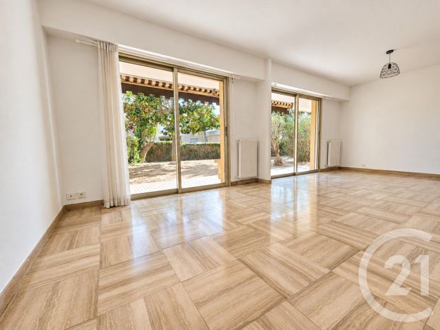 Appartement F3 &agrave; vendre - 3 pi&egrave;ces - 67,63 m2 - St Laurent Du Var - 06 - PROVENCE-ALPES-COTE-D-AZUR