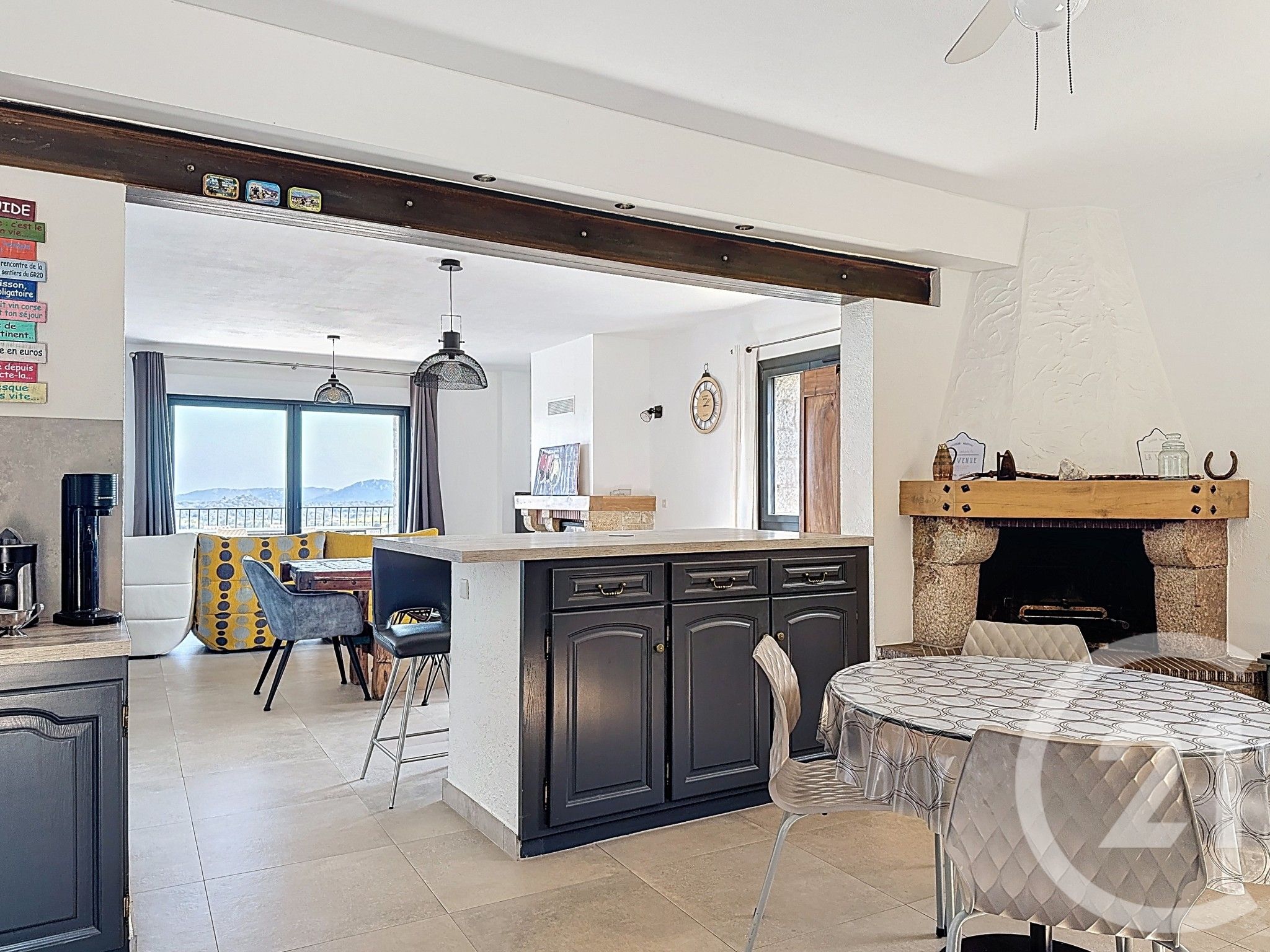 Maison à vendre - 11 pièces - 263 m2 - Lecci - 201 - CORSE — 11