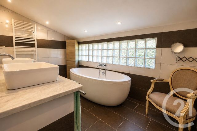 Appartement T5 &agrave; vendre - 5 pi&egrave;ces - 131 m2 - Porto Vecchio - 201 - CORSE