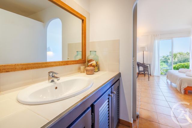 Maison à louer - 5 pièces - 200 m2 - Zonza - 201 - CORSE