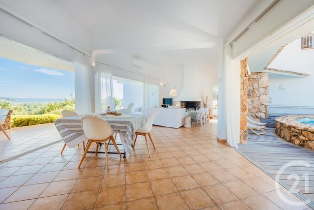 Maison à louer - 5 pièces - 200 m2 - Zonza - 201 - CORSE