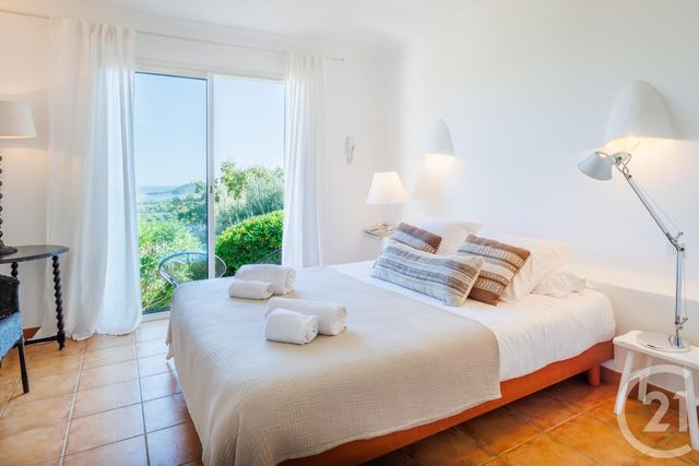 Maison à louer - 5 pièces - 200 m2 - Zonza - 201 - CORSE