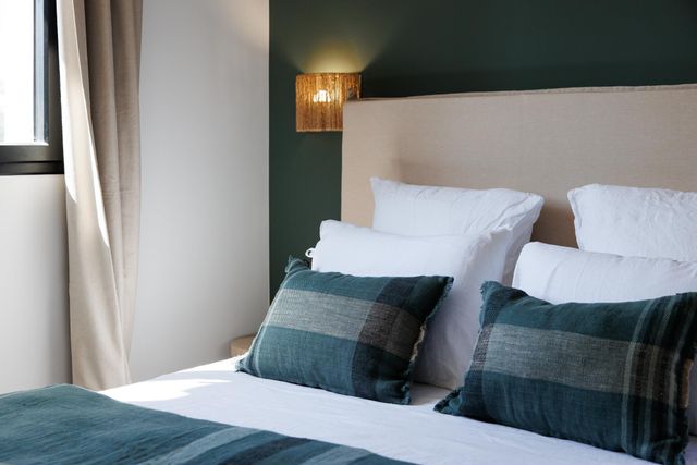 Maison à louer - 5 pièces - 150 m2 - Lecci - 201 - CORSE