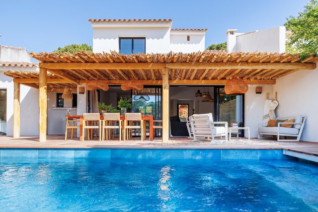 Maison à louer - 5 pièces - 150 m2 - Lecci - 201 - CORSE