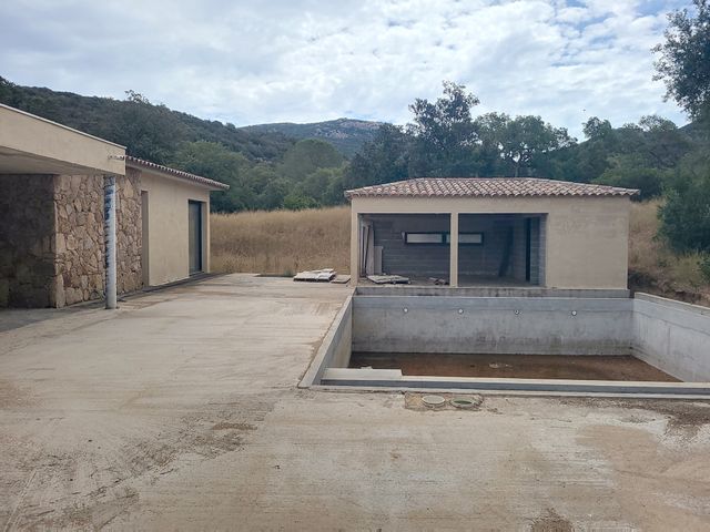 Maison à vendre - 7 pièces - 309,21 m2 - Porto Vecchio - 201 - CORSE