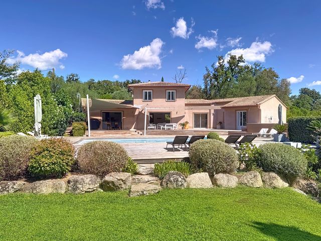 Maison à vendre - 6 pièces - 201 m2 - Porto Vecchio - 201 - CORSE
