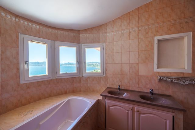 Maison &agrave; vendre - 10 pi&egrave;ces - 264 m2 - Porto Vecchio - 201 - CORSE