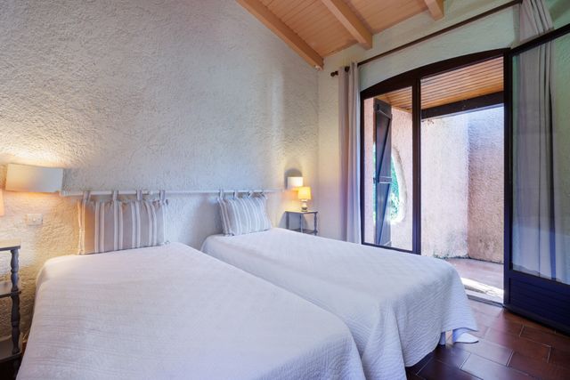 Maison à vendre - 6 pièces - 160 m2 - Lecci - 201 - CORSE