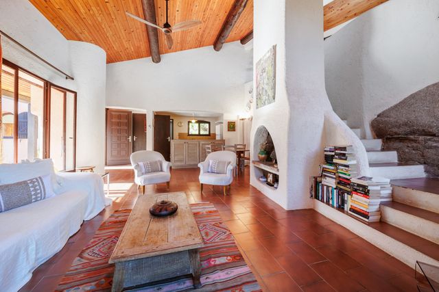 Maison à vendre - 6 pièces - 160 m2 - Lecci - 201 - CORSE