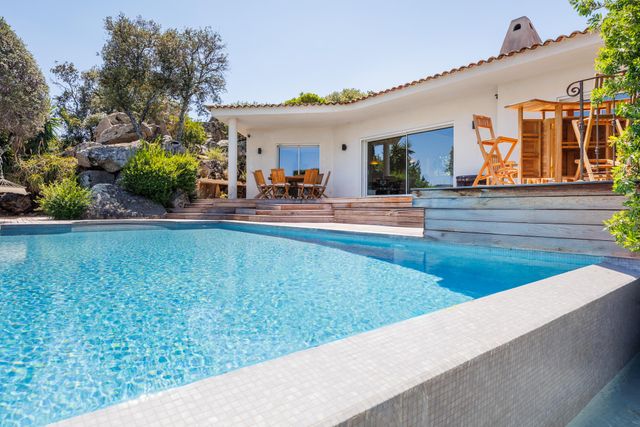 Maison à louer - 5 pièces - 162 m2 - Porto Vecchio - 201 - CORSE