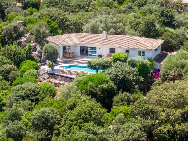 Maison à louer - 5 pièces - 162 m2 - Porto Vecchio - 201 - CORSE