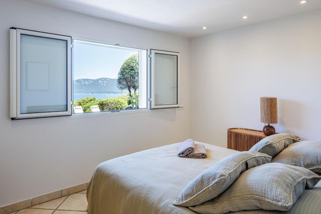 Maison à louer - 5 pièces - 162 m2 - Porto Vecchio - 201 - CORSE