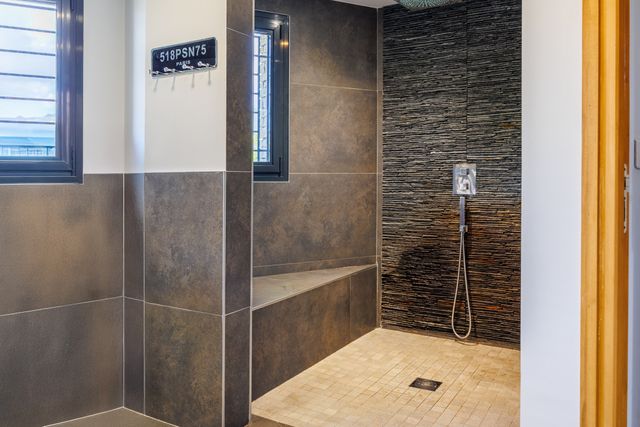 Maison à vendre - 10 pièces - 319,38 m2 - Porto Vecchio - 201 - CORSE