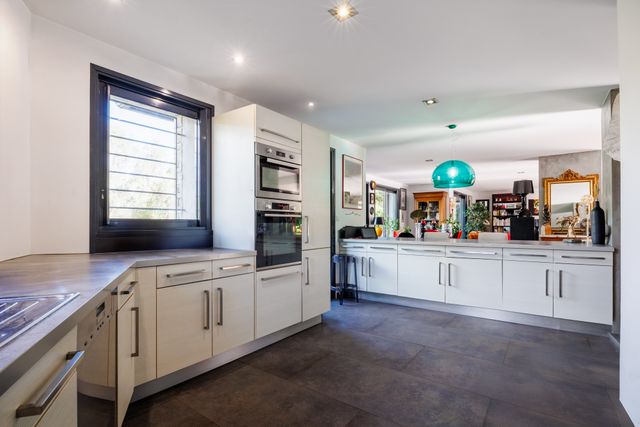 Maison à vendre - 10 pièces - 319,38 m2 - Porto Vecchio - 201 - CORSE