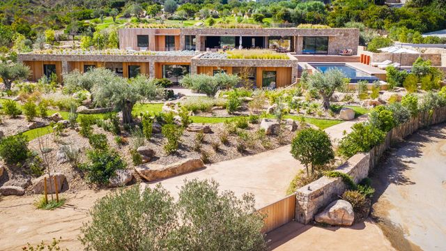 Maison à louer - 7 pièces - 450 m2 - Bonifacio - 201 - CORSE