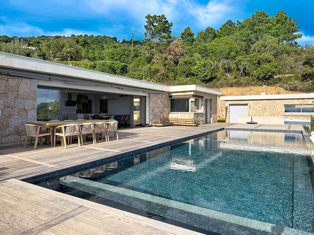 Maison &agrave; vendre - 10 pi&egrave;ces - 320 m2 - Porto Vecchio - 201 - CORSE