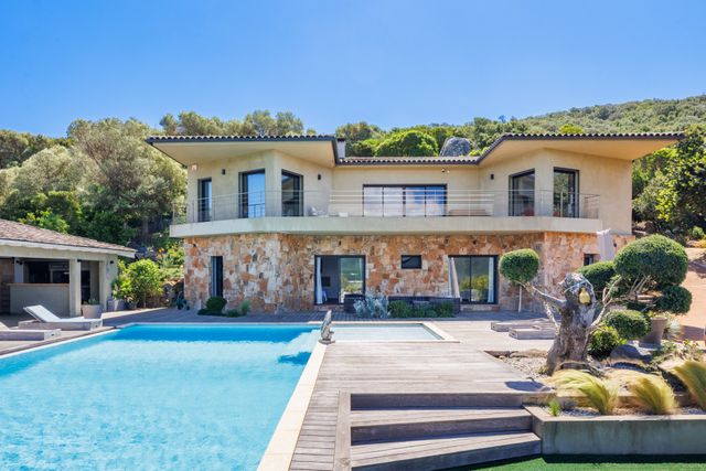 Maison &agrave; vendre - 6 pi&egrave;ces - 226,71 m2 - Figari - 201 - CORSE