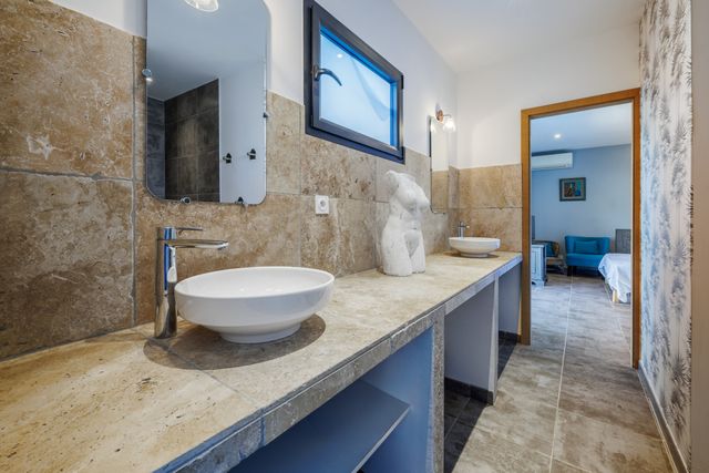 Maison &agrave; vendre - 6 pi&egrave;ces - 226,71 m2 - Figari - 201 - CORSE