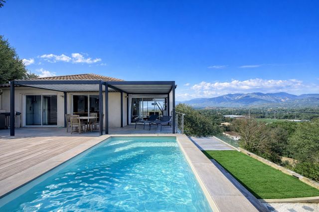 Maison &agrave; vendre - 6 pi&egrave;ces - 130,36 m2 - Porto Vecchio - 201 - CORSE