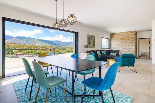 Maison &agrave; vendre - 4 pi&egrave;ces - 144 m2 - Porto Vecchio - 201 - CORSE