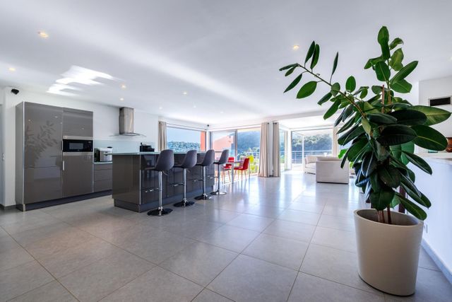 Maison à vendre - 5 pièces - 205,97 m2 - Ste Lucie De Porto Vecchio - 201 - CORSE