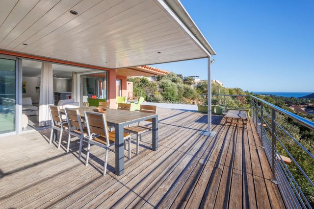 Maison à vendre - 5 pièces - 205,97 m2 - Ste Lucie De Porto Vecchio - 201 - CORSE