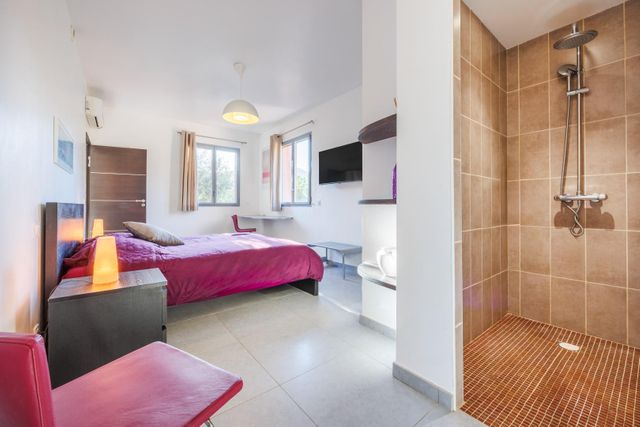 Maison à vendre - 5 pièces - 205,97 m2 - Ste Lucie De Porto Vecchio - 201 - CORSE